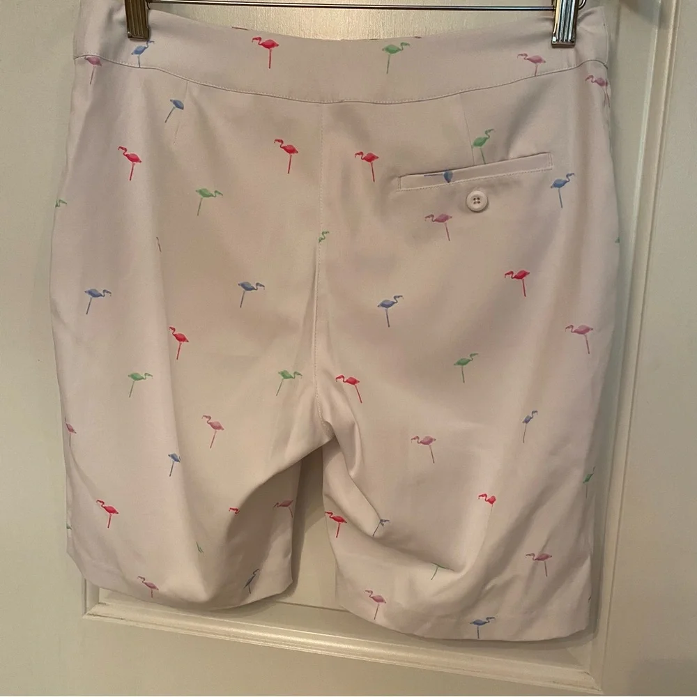 GREG NORMAN SHORTS BERMUDA ACTIVE WHITE FLAMINGO PRINT POCKETS FLAT FRONT SIZE 6